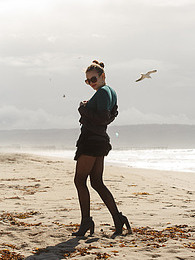 FuckCult presents: Shelley Fox Quite Gusty